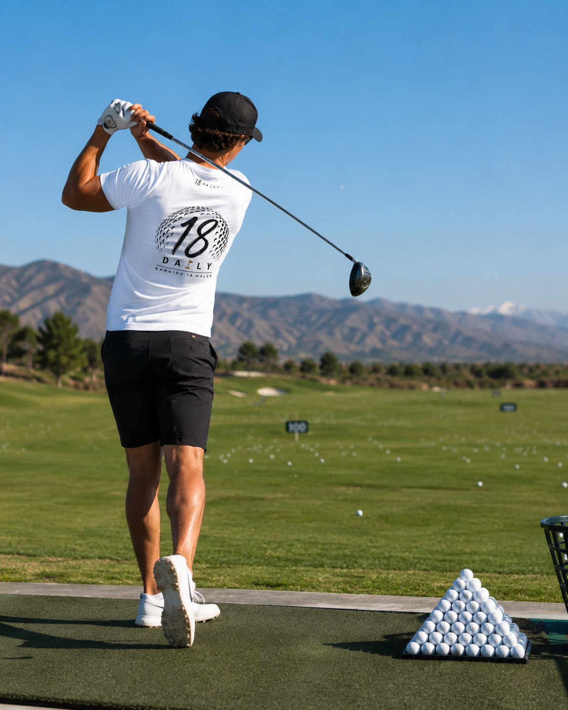 18 Daily Signature Tee-Golf Ball